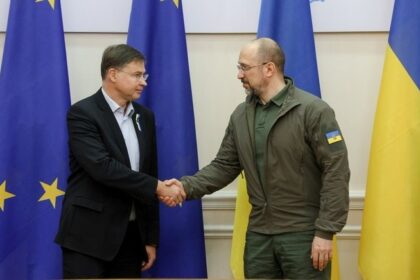 Ukrainian Prime Minister Denys Shmyhal and European Commission's Executive Vice President Valdis Dombrovskis