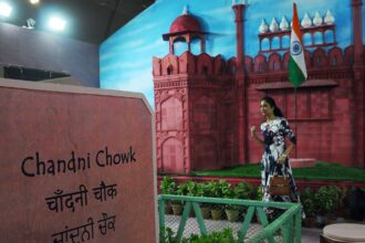Visitors at Delhi pavilion after inauguration of 40th India International Trade Fair