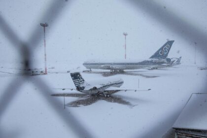 Airplanes