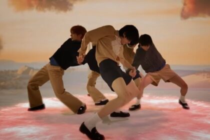 TOMORROW X TOGETHER