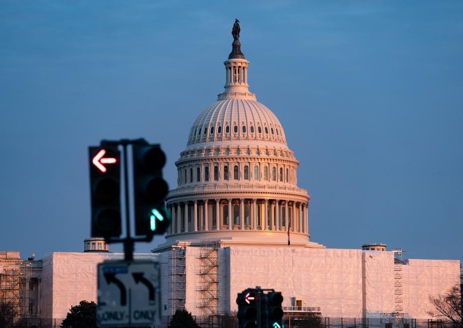 Washington, Dec 24 (UiTV/IANS) - The US House of Representatives passed a massive package worth $1.7 trillion to fund the federal government. The House passed the omnibus bill late Friday after it cleared the Senate on the previous, reports Xinhua news agency, It is now being sent to the White House. President Joe Biden has already signed the short-term funding bill into law to avert a partial government shutdown ahead of the midnight deadline. The one-week continuing resolution has given more time for the spending bill, which runs more than 4,000 pages, to be processed for Biden's signature. The massive spending legislation for fiscal year 2023 includes $772.5 billion for non-defence, domestic programs, and $858 billion in defence funding, a nearly 10 per cent boost over the previous year. It also provides about $45 billion in emergency funding for Ukraine amid its ongoing war with Russia.