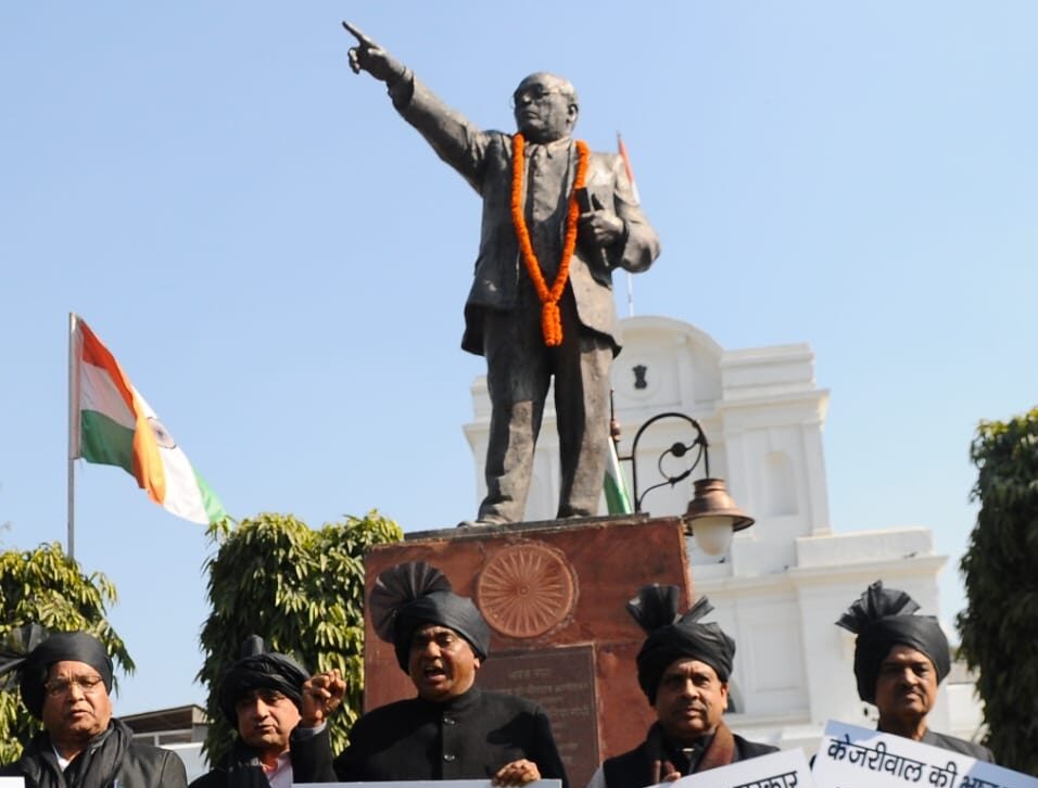 BJP MLAs arrive at Delhi Assembly in black as mark of protest