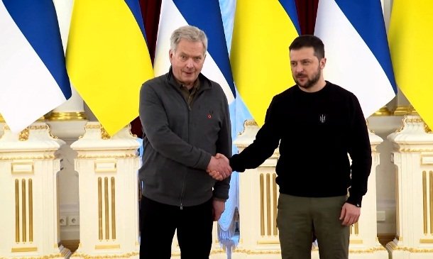 Ukrainian and Finnish Presidents Volodymyr Zelensky and Sauli Niinisto