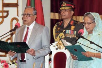 Bangladesh President Abdul Hamid(L) and PM Sheikh Hasina(R)
