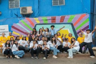 A painting session for seniors at Mumbai Urban Art Festival by St+Art India