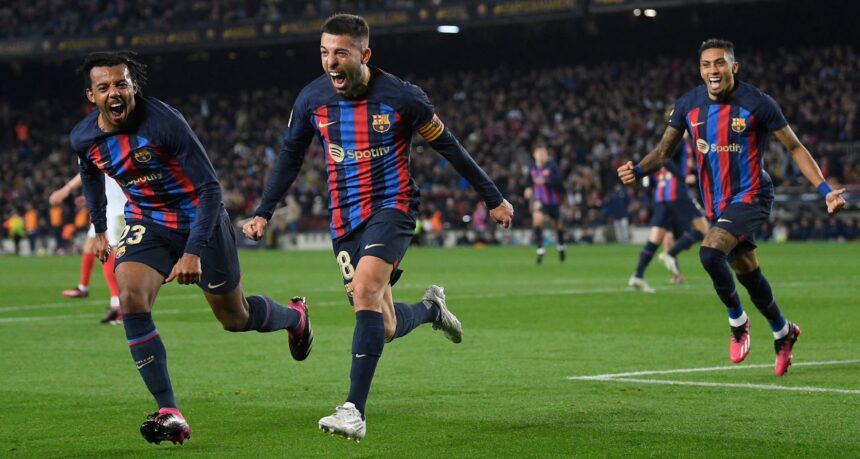 Barca extend lead in Spain