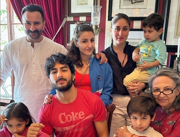 Kareena, Saif, Soha and kids pose with Sharmila Tagore