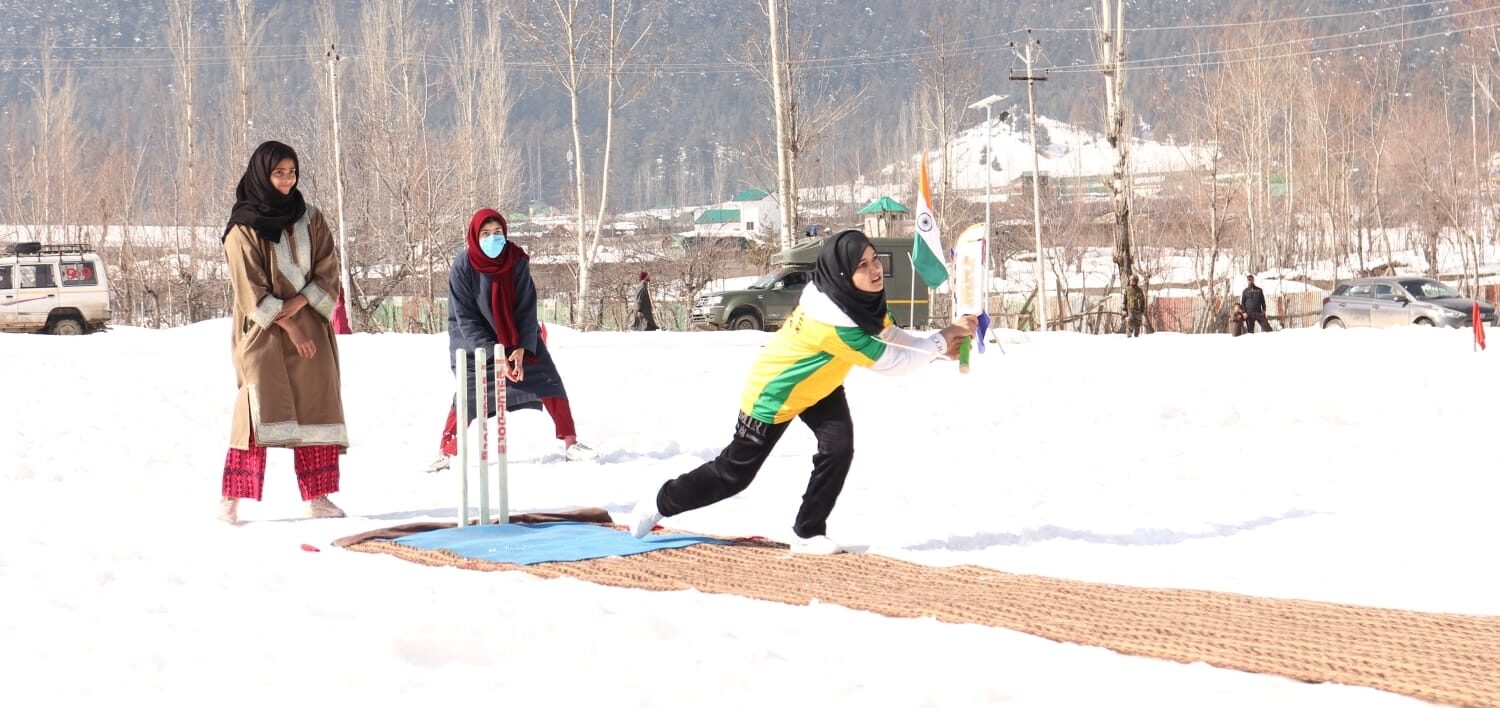 Snow Cricket tournament in Kashmir