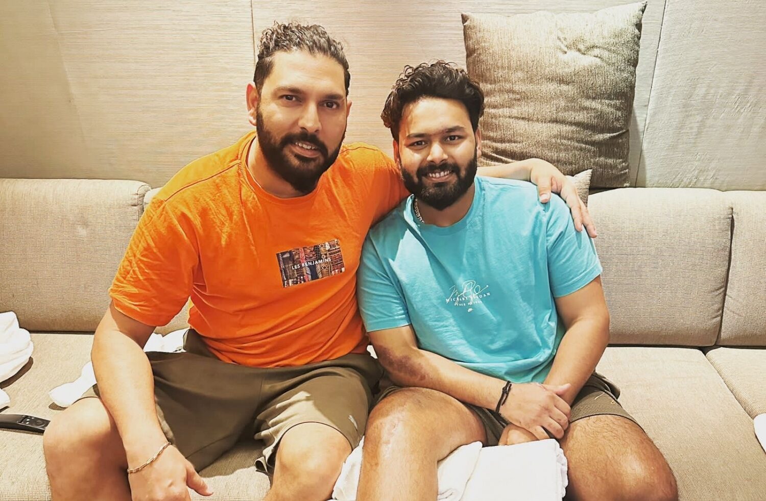 Yuvraj Singh meets Rishabh Pant