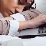 61% Mumbaikars feel 'sleepy' at workplace: Survey