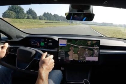 Tesla Model S Plaid finally achieves 322 km/h speed with new brakes