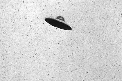 Unidentified Flying Objects (UFO)