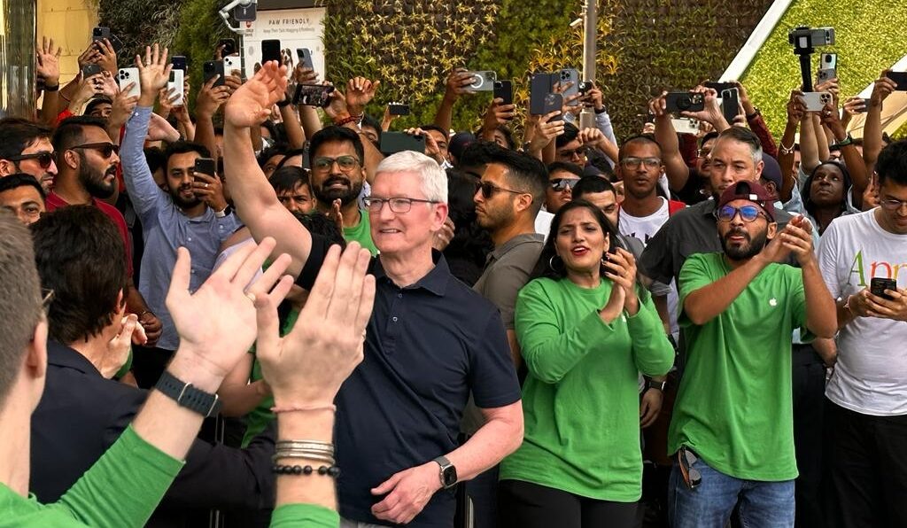 Tim Cook