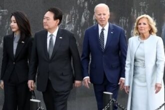 Yoon, Biden pay respects at Korean War memorial in Washington