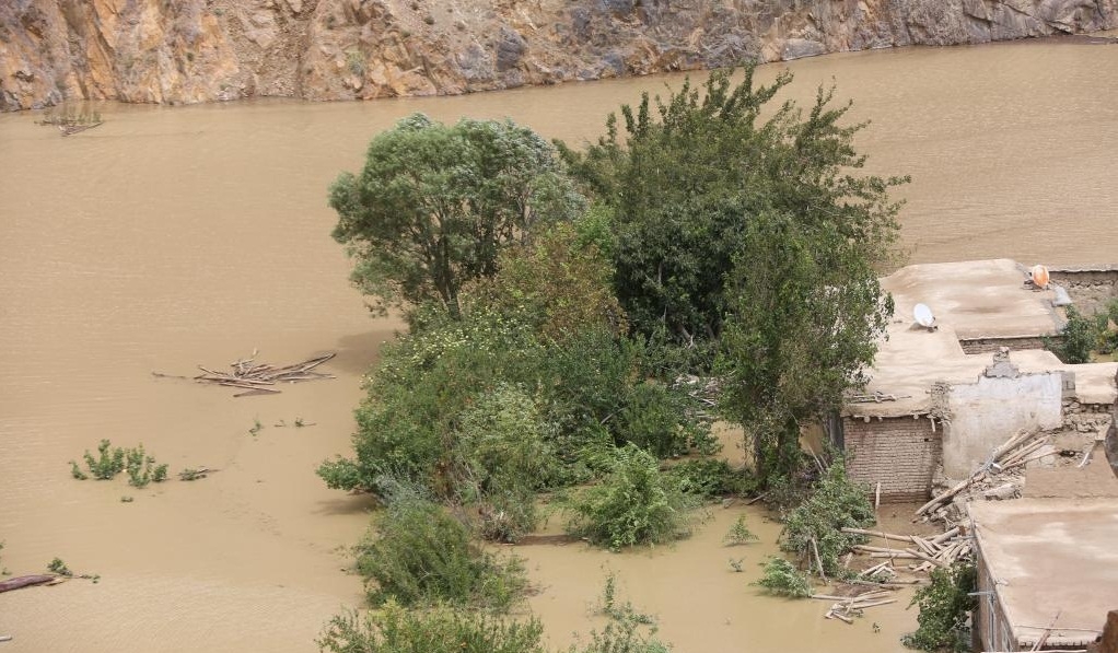 A building demolished by the flood in Afghanistan