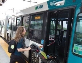 Canada announces largest electric bus