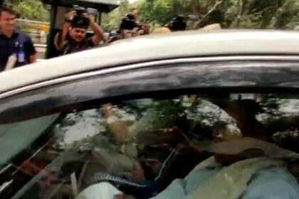 Siddaramaiah arrives at residence of Rahul Gandhi