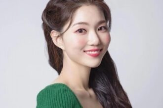 Park Soo Ryun