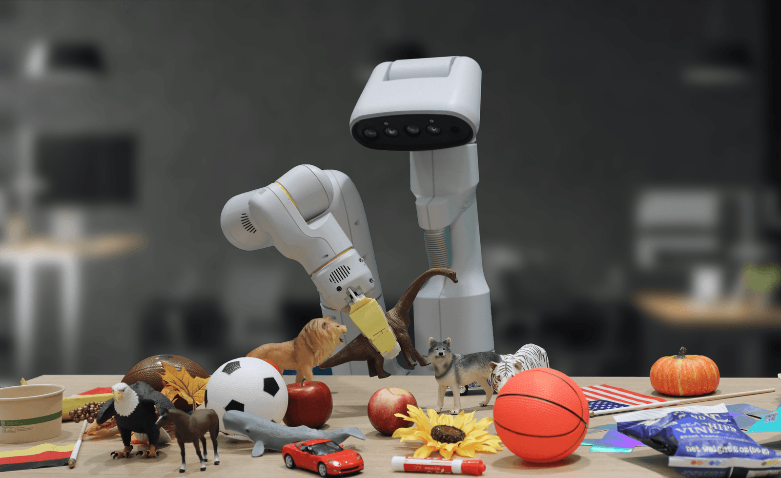 Google DeepMind Enables Robots To Perform Novel Tasks