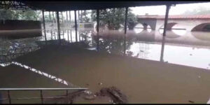 Yamuna flowing
