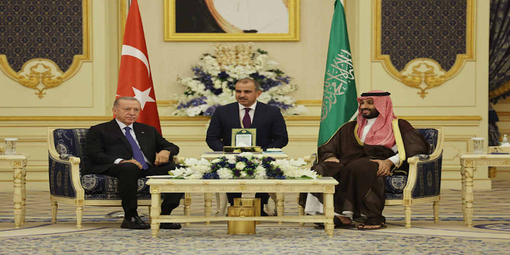 Erdogan in Saudi, deals inked