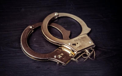 handcuff