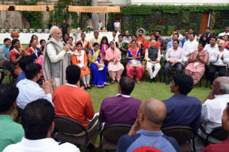 PM Modi in conferrence